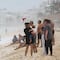 FOTOS: Turistas no temen a tormenta tropical Alberto y así disfrutan de playas en Cancún