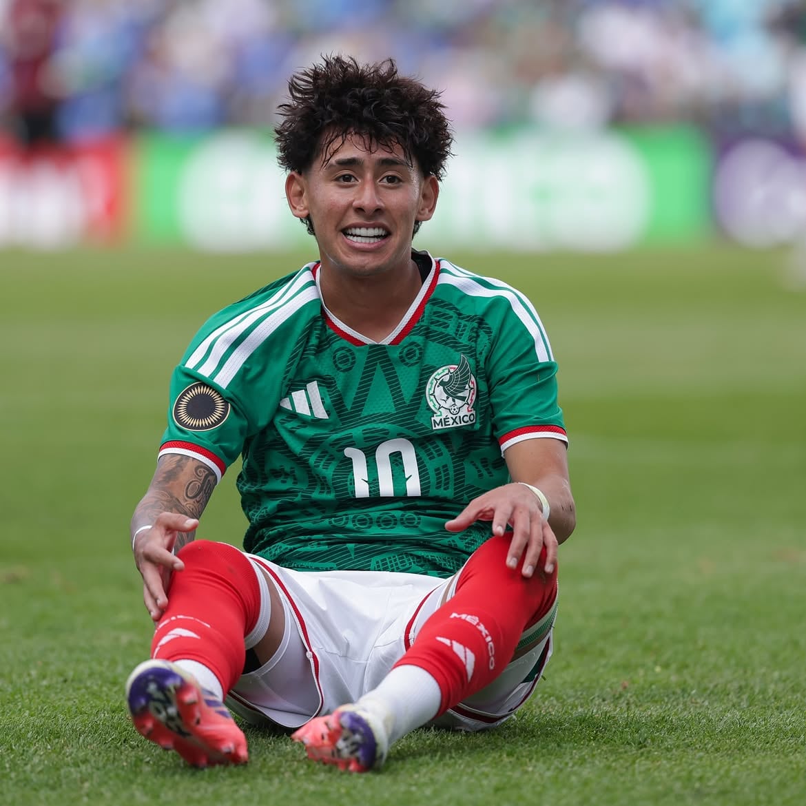 Santiago Sandoval abandona el Tri Sub-20 tras sufrir una fractura espiroidea