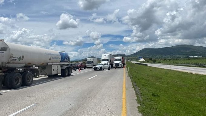Ejidatarios bloquean Arco Norte por segundo día consecutivo