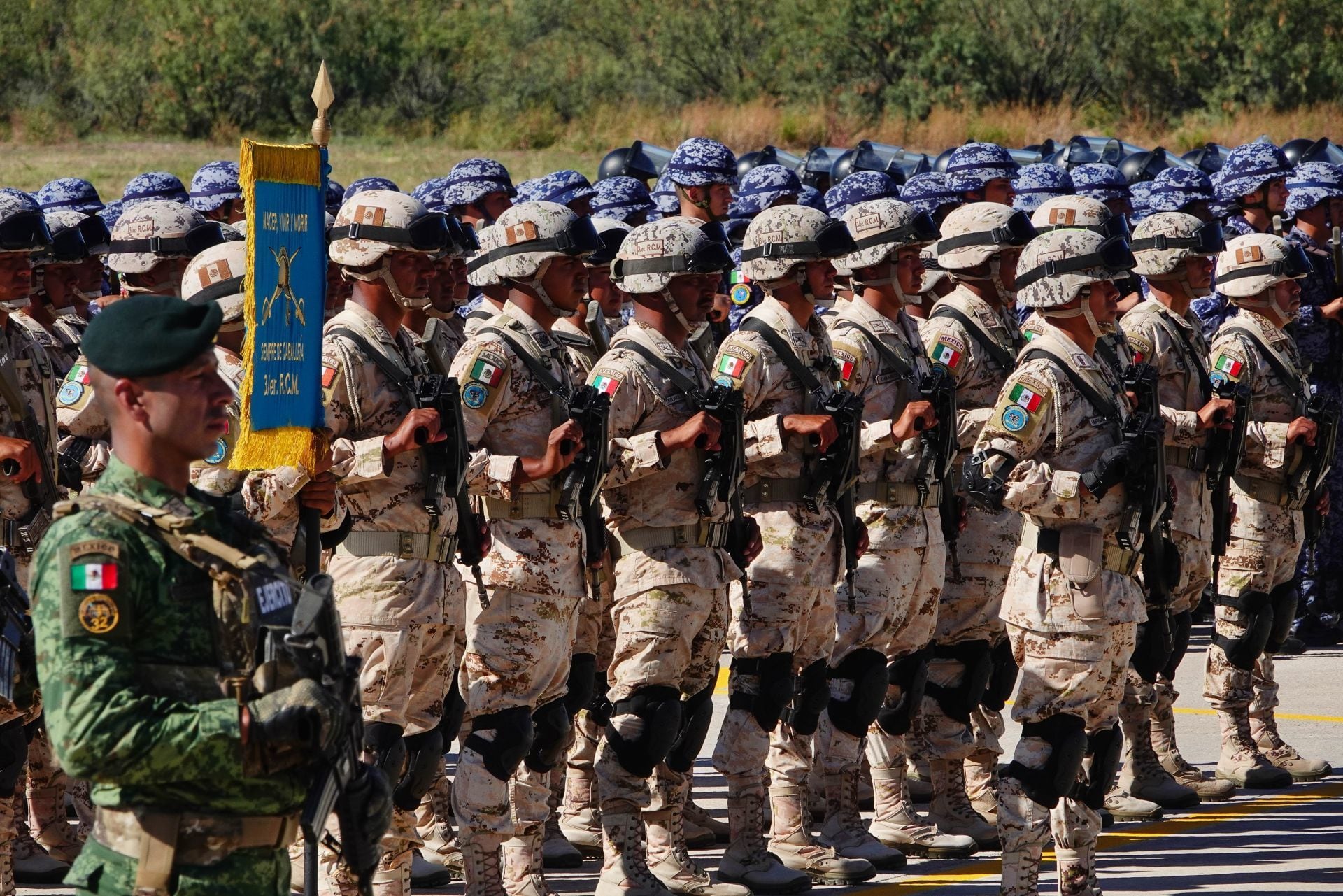 Elementos de la Guardia Nacional y la Sedena