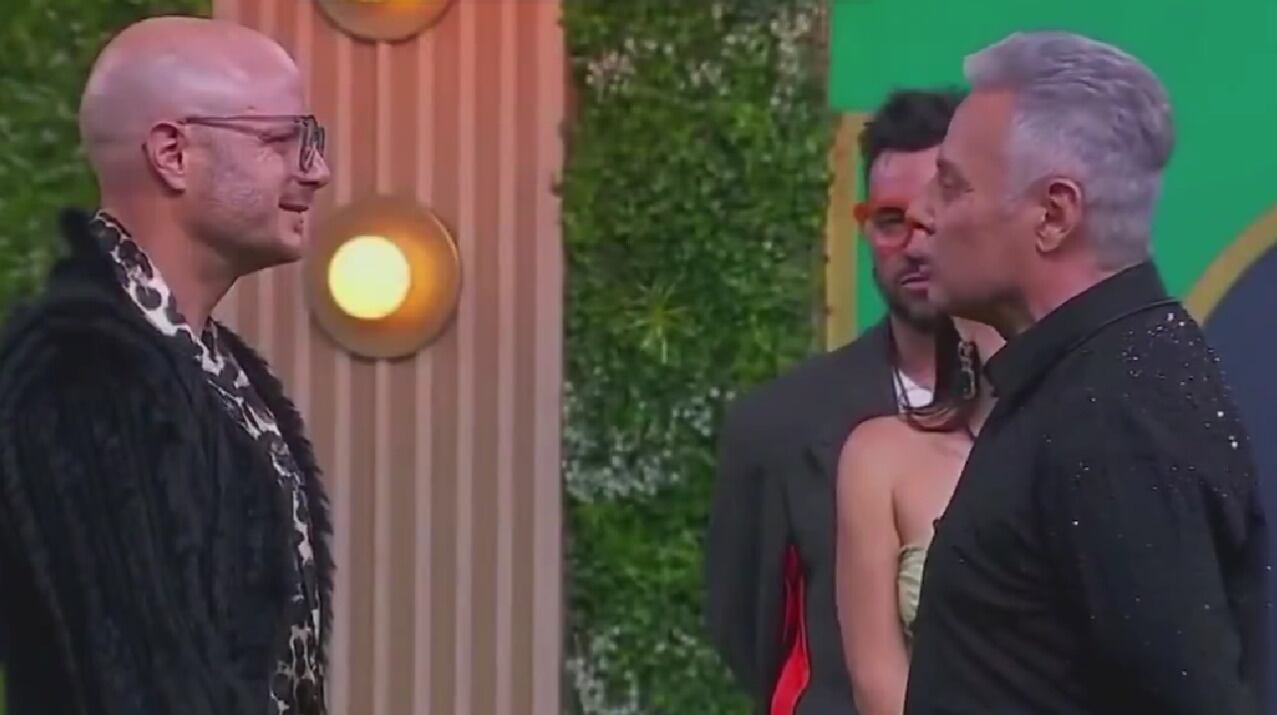 Facundo se posiciona con Alexis Ayala y le da sus argumentos en rima