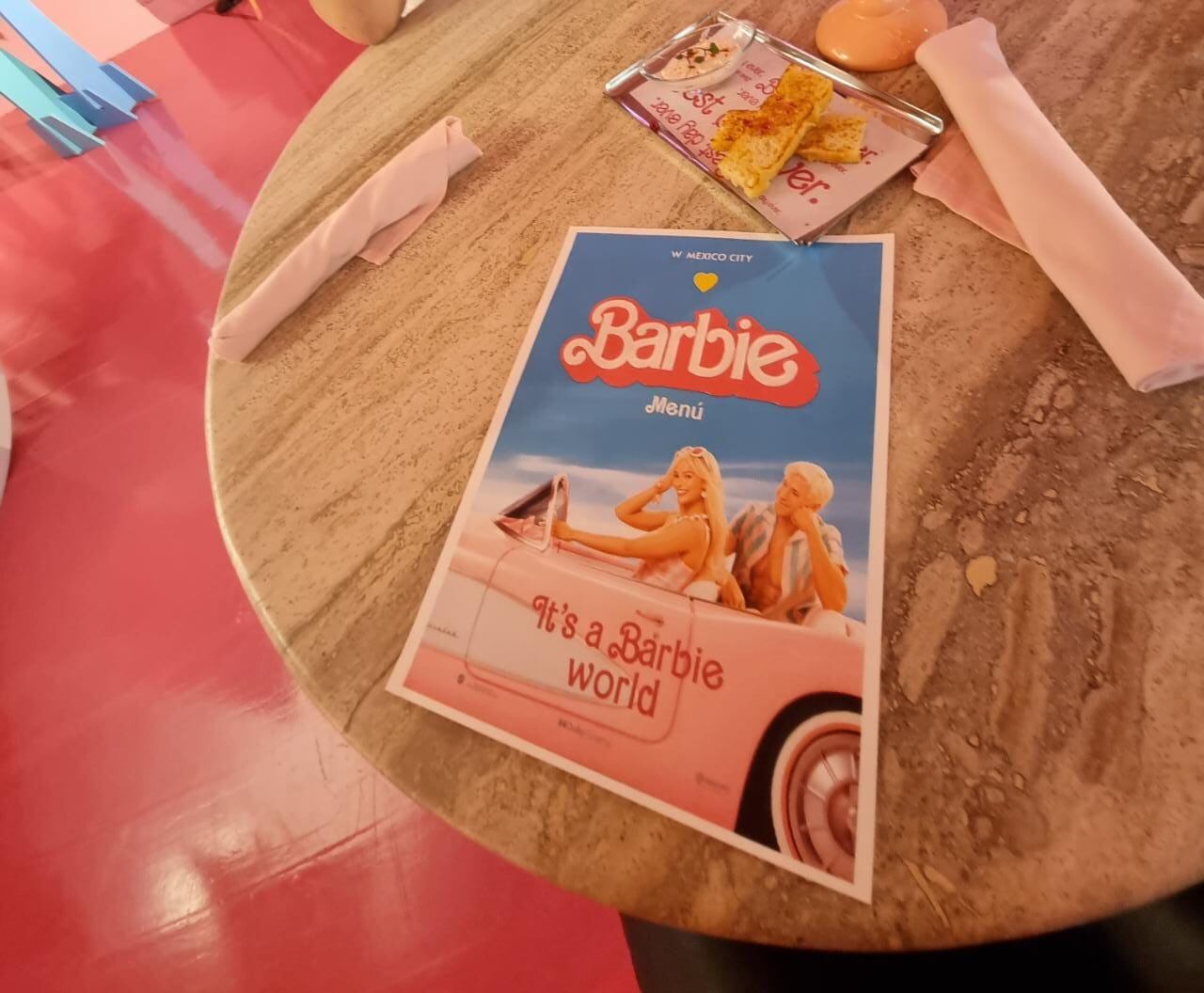 Cafetería de Barbie en el Hotel W de Polanco