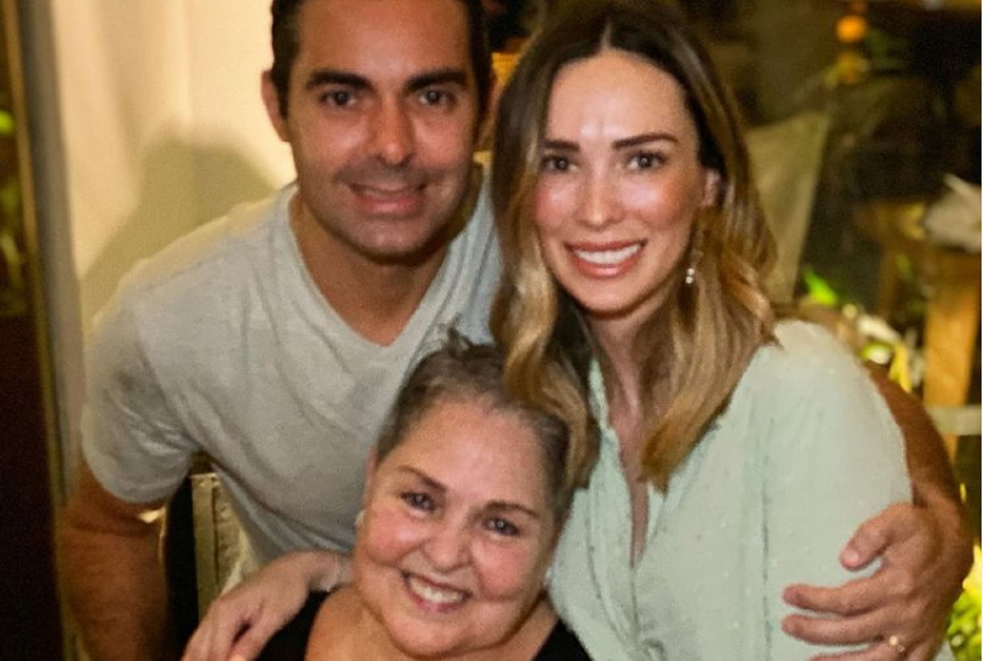 Lupita D'Alessio, Charito D’Alessio y Ernesto D’Alessio
