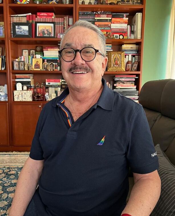 Pedro Sola, conductor