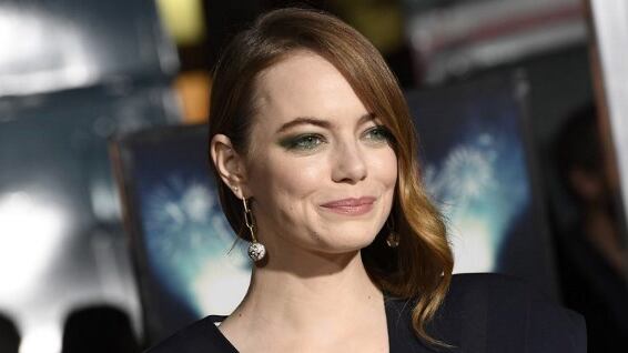Confirman embarazo de Emma Stone