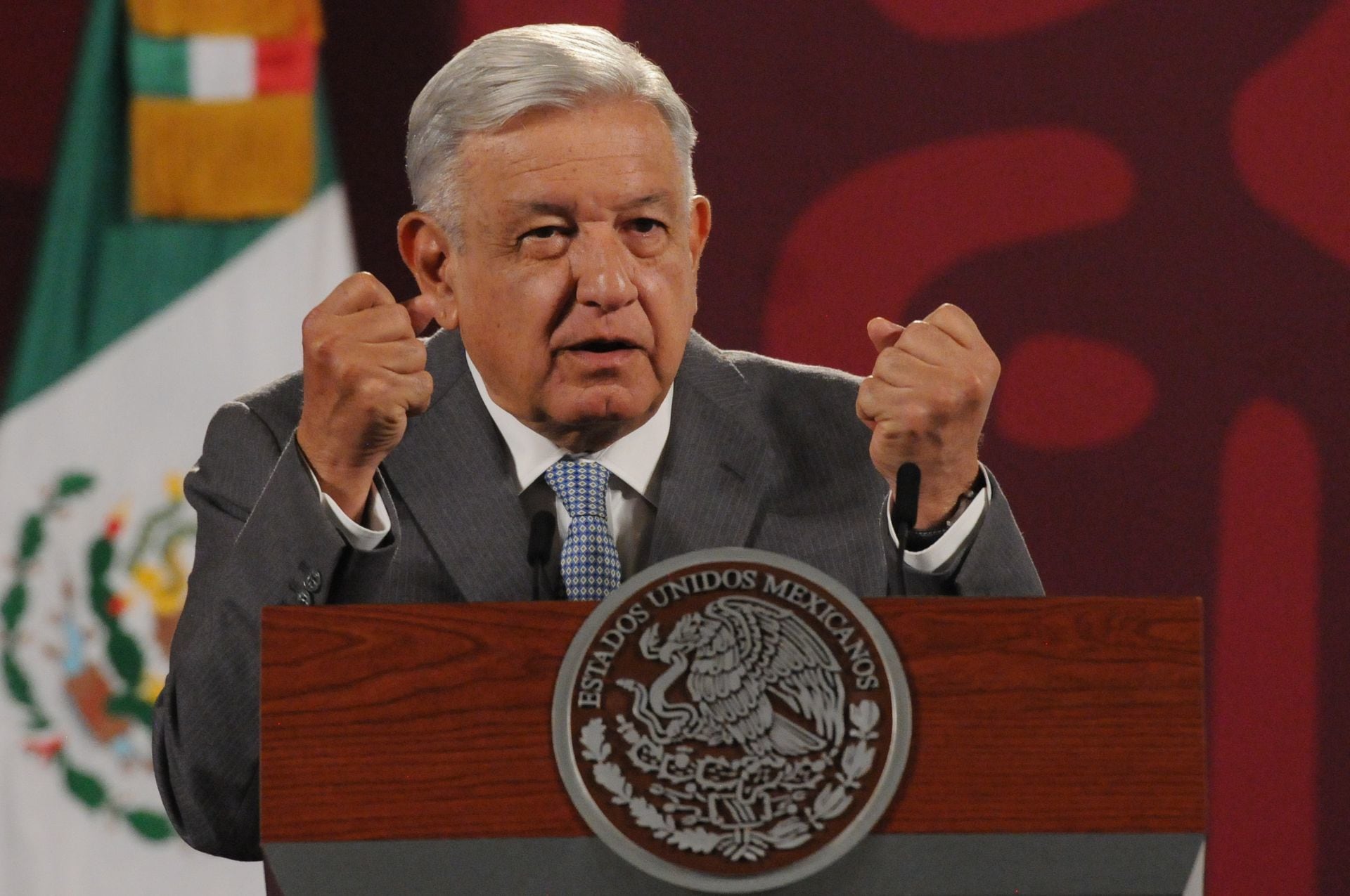 AMLO anuncia marcha para el 27 de noviembre