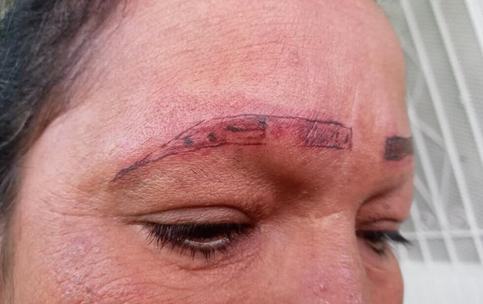 Tatuaje en cejas