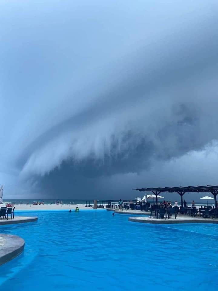 NUBES CINTURÓN EN TAMPICO