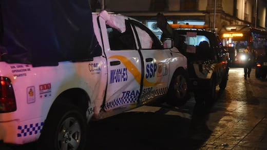 Investigan a policías de CDMX por muerte dentro de patrulla en Iztapalapa