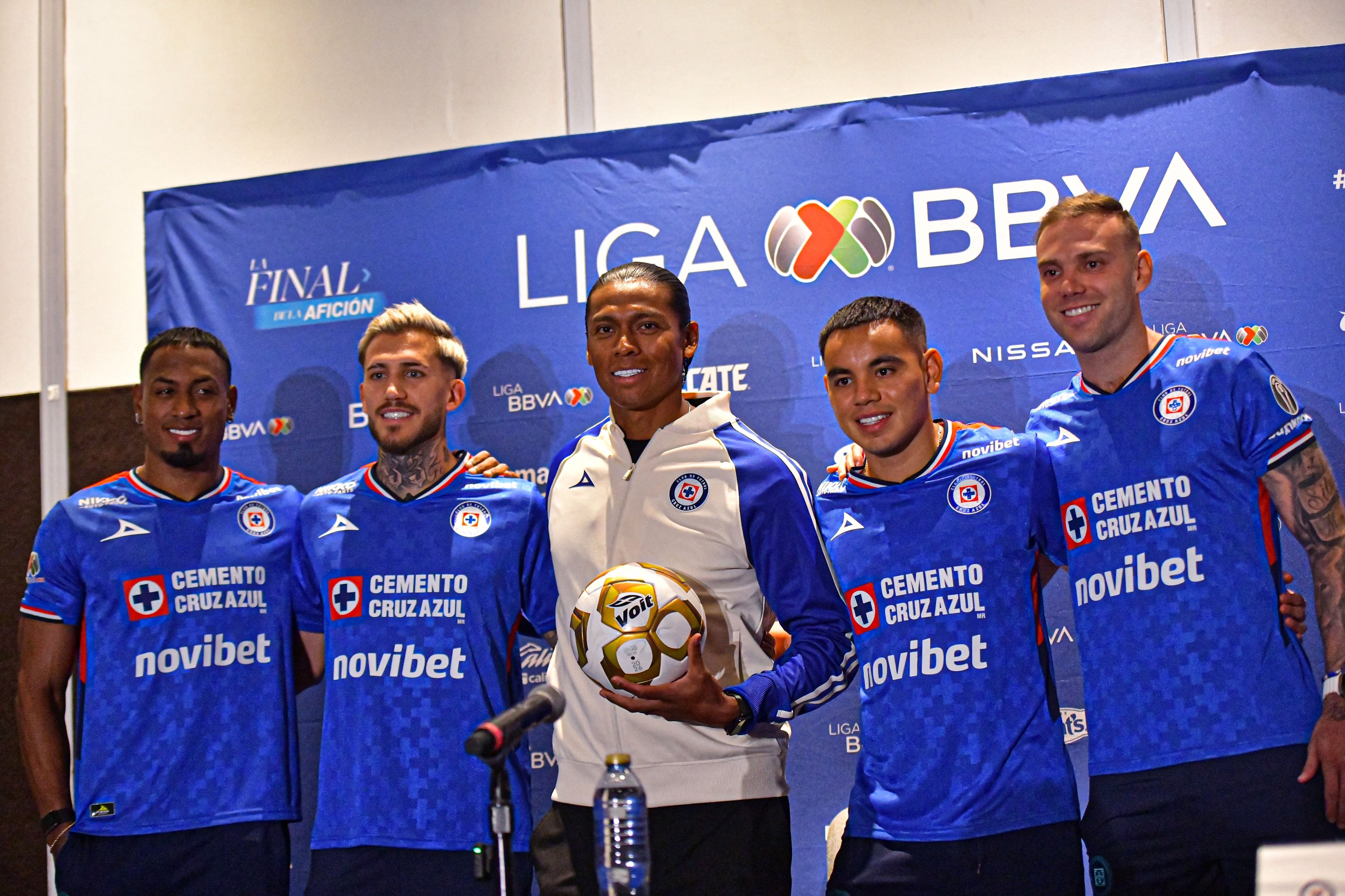 Final Liga MX 2026: Joel Huiqui se une a los entrenadores que ganaron el título con Cruz Azul.