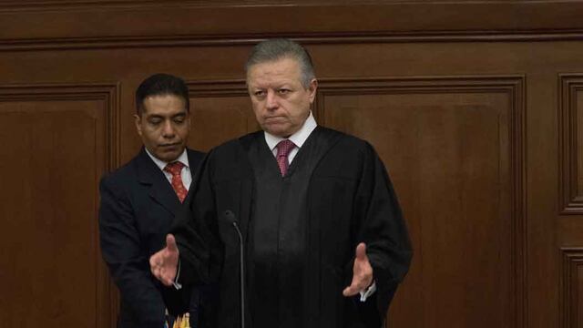 El presidente de la Corte y sus compañeros y compañeras algo útil tendrán que hacer para que cese el acoso judicial contra los periodistas