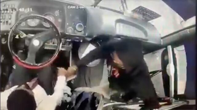 Amenazan con pistola a chofer en Chalco