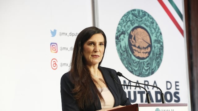 Kenia López Rabadán descarta discusión de revocación de mandato en Cámara de Diputados
