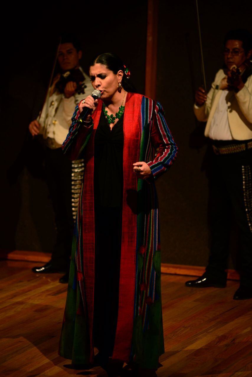 María Elena Leal Beltrán, hija de Lola Beltrán.