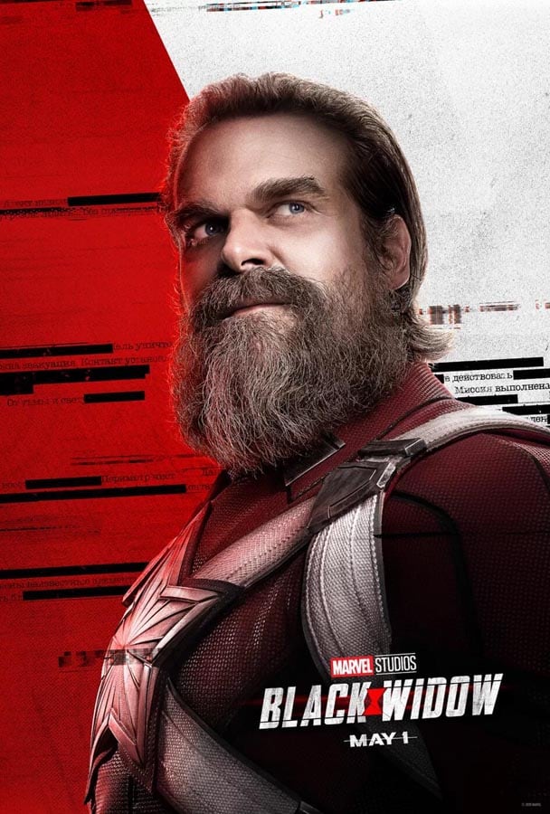 David Harbour como Red Guardian