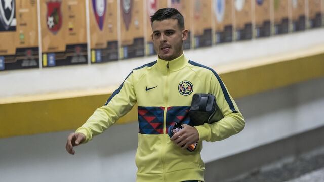 Benedetti durante un partido con América