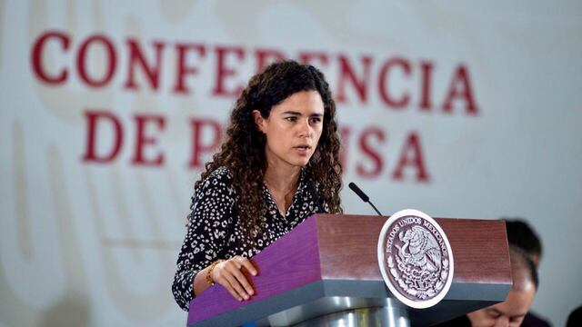 Luisa María Alcalde, secretaria del Trabajo y Previsión Social.