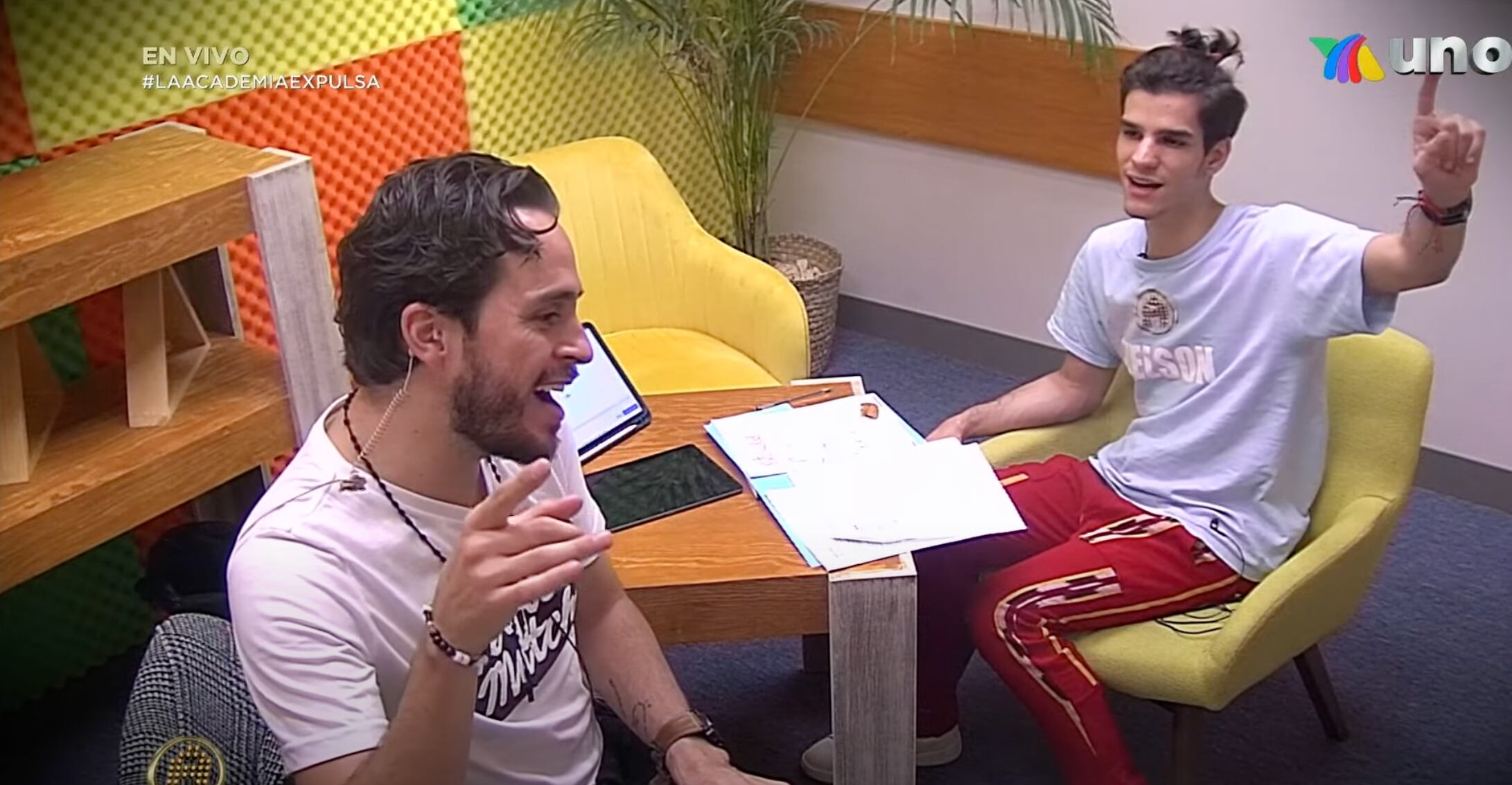 Nelson de La Academia hizo bella la canción 'fea' de "Ropa cara" de Camilo gracias a su profesor Menny Carrasco