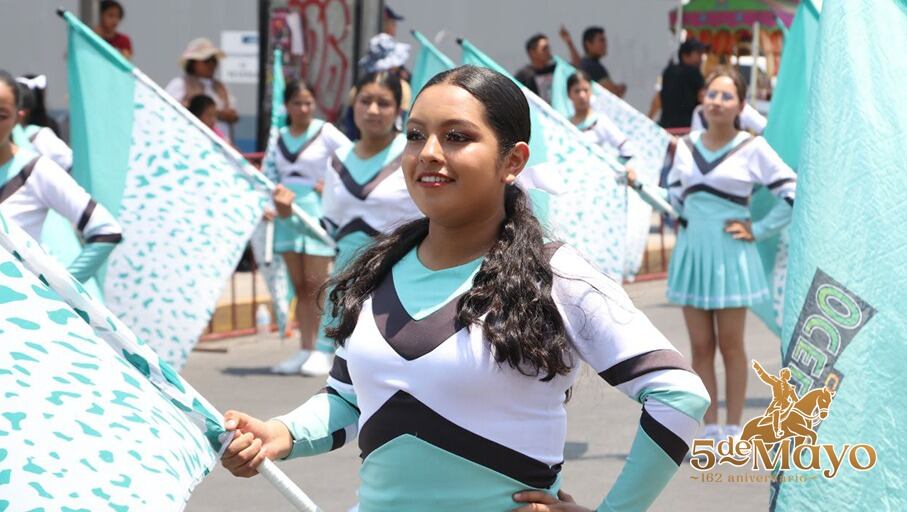 Desfile Cívico Militar en Puebla por el 5 de mayo