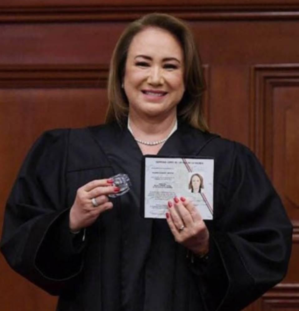 Yasmín Esquivel Mossa, ministra de la SCJN