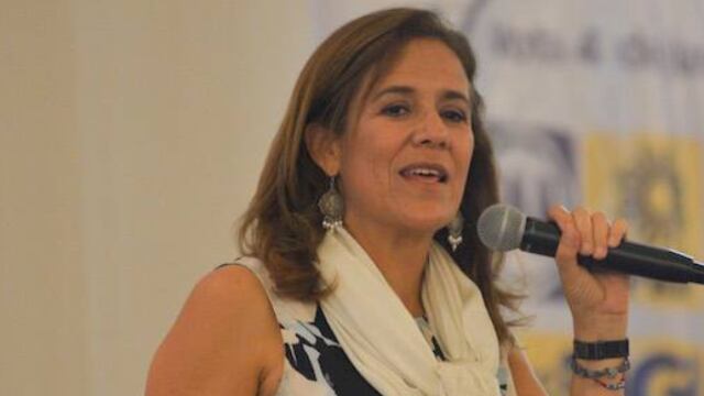 ¿Por qué el INE valida a una candidata que presenta 432 credenciales apócrifas, 212,198 fotocopias y 6,714 documentos no válidos?