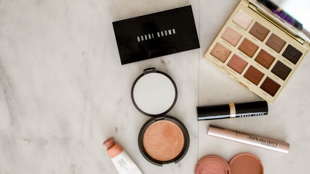 Tu maquillaje podría estar contaminado