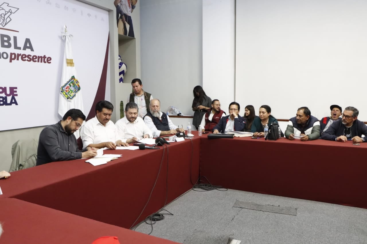 Firman acuerdo para retirar bloque en la México-Puebla