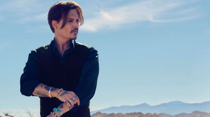 Johnny Depp patrocinando Dior Sauvage