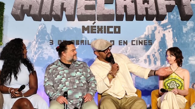 Jack Black y Jason Momoa en la conferencia de prensa de Minecraft