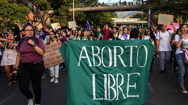 Marcha en Colombia por aborto legal.