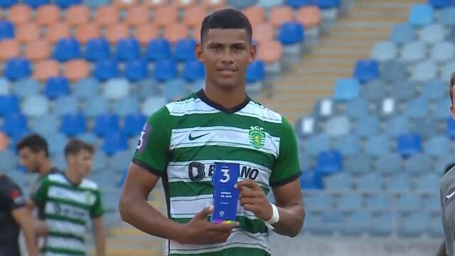 Jesús Alcántar jugador del Sporting de Lisboa B