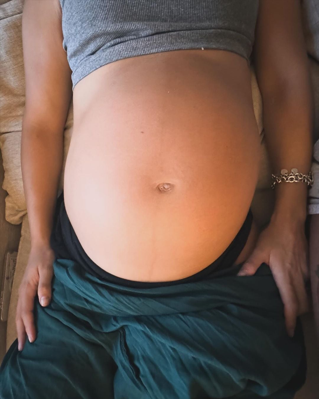 baby bump de Michelle Renaud