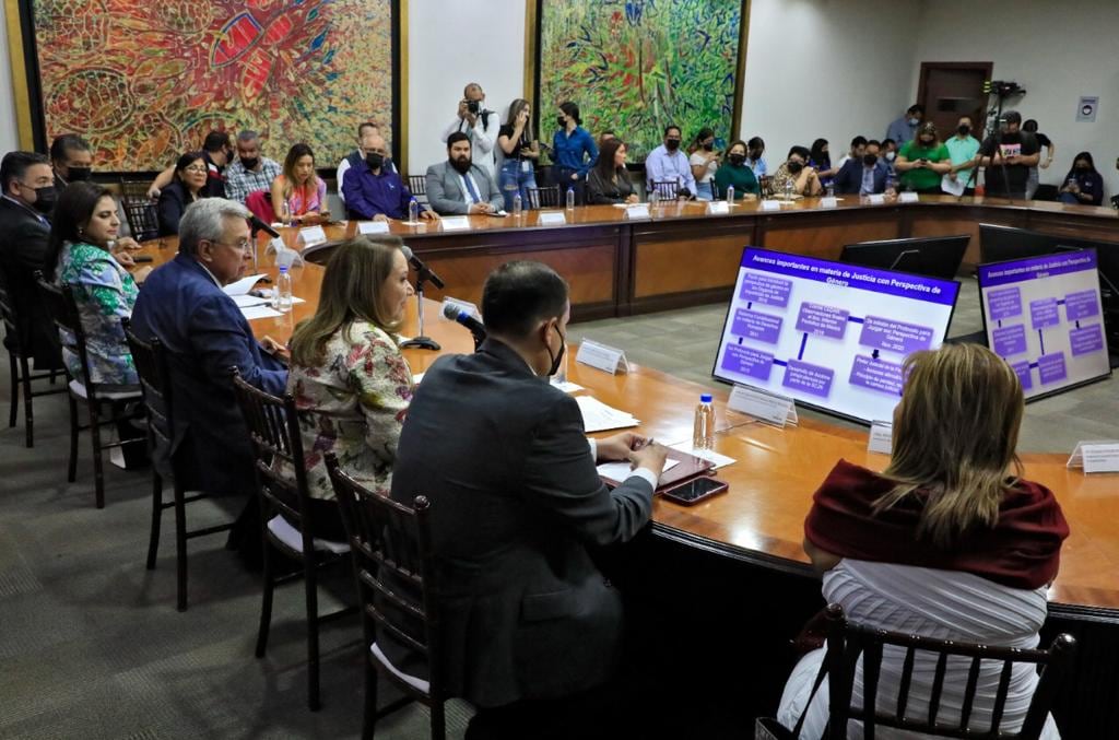 Rubén Rocha Moya encabeza Pacto Nacional por la Justicia de Género