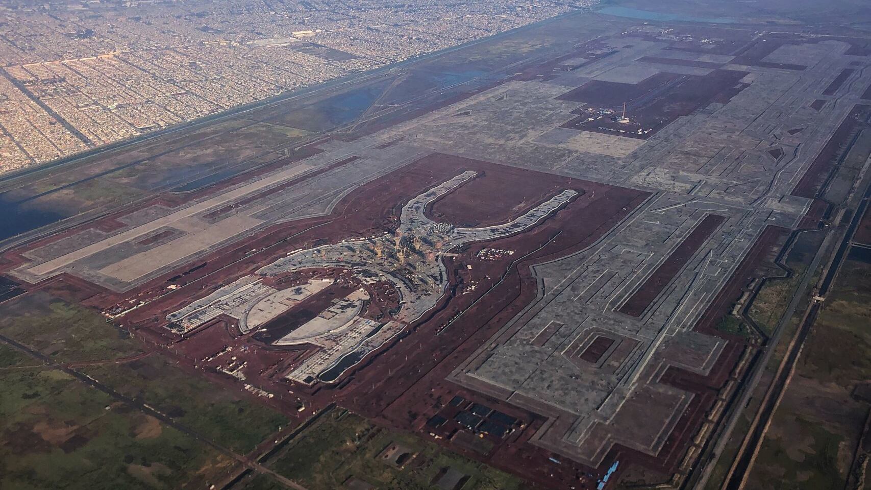 Piden senadores se rindan cuentas sobre desarme de aeropuerto cancelado en Texcoco