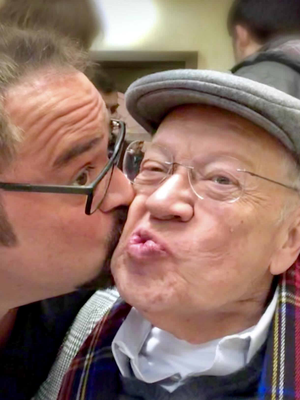 Eduardo Manzano con su hijo Lalo Manzano.