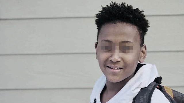 Joshua, niño de 12 años