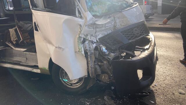 Accidente en avenida Universidad