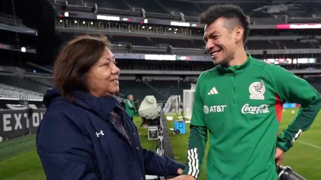 Fan conoce a Chucky Lozano