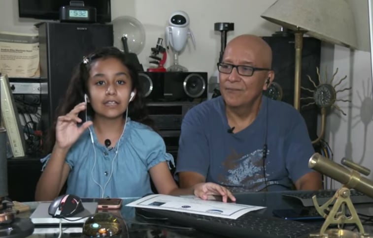Ashley, la niña mexicana que descubrió un asteroide
