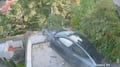VIDEO: Tesla sale volando y termina estrellado contra una casa en Cuajimalpa