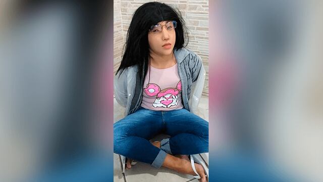 Líder criminal se viste de mujer para escapar de prisión.