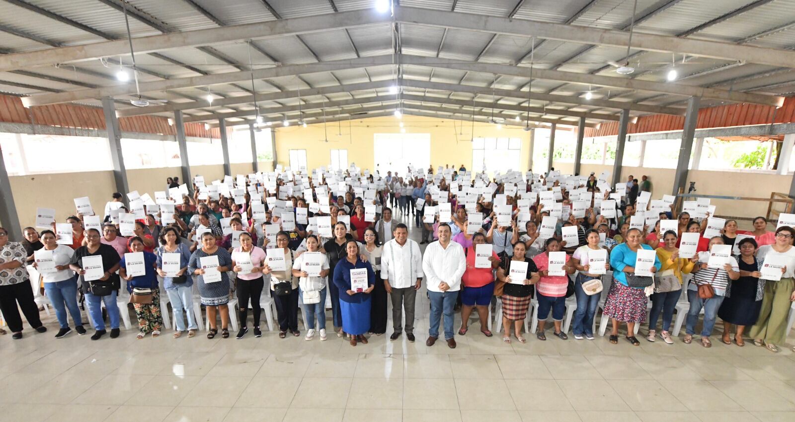 Gobierno de Tabasco cumple compromiso con mujeres