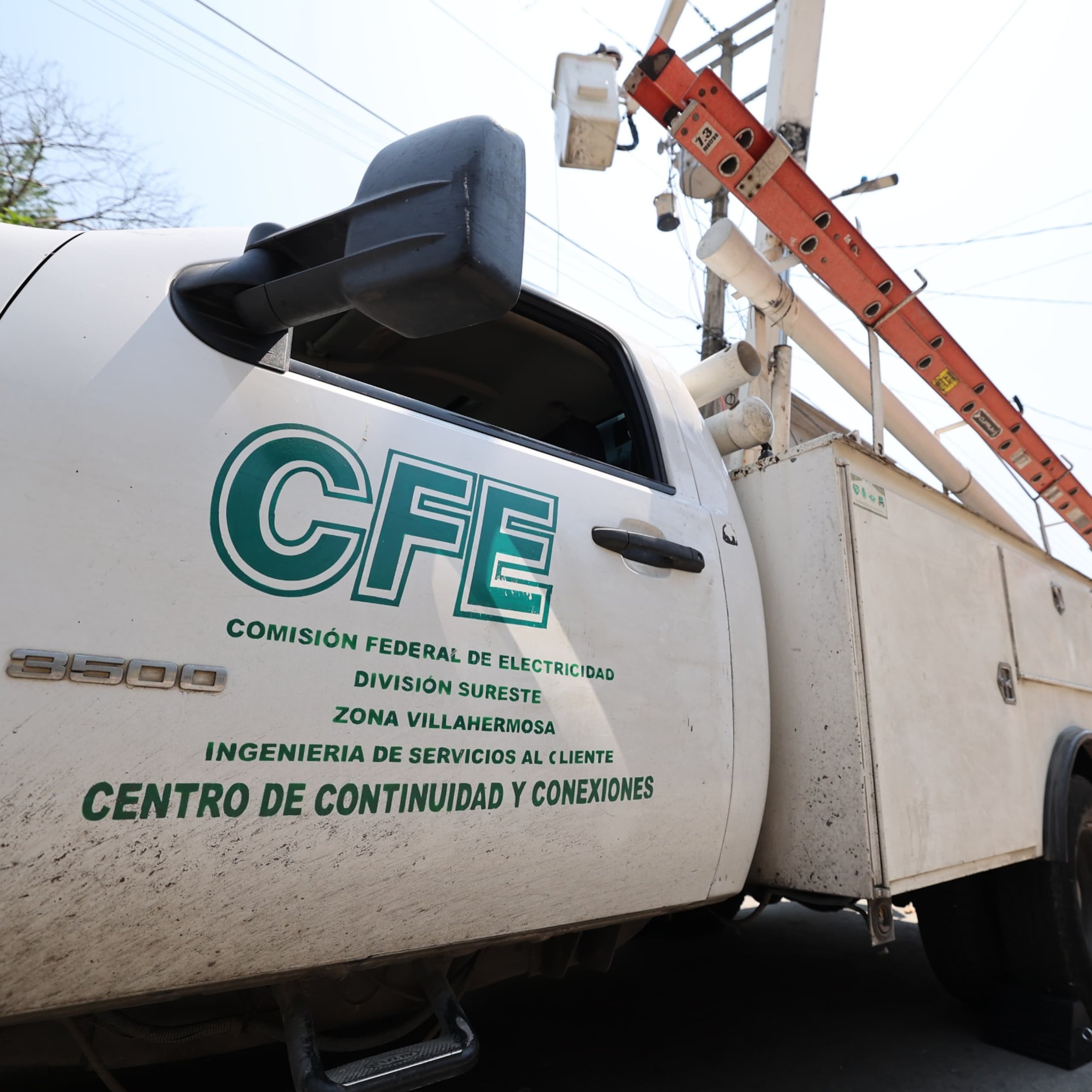 CFE espera confirmación oficial de la identidad de trabajadores hallados en Huauchinango