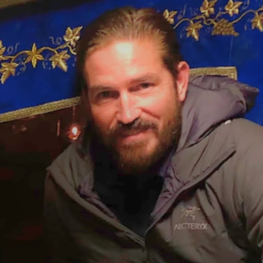 La sorprendente foto de Navidad de Jim Caviezel, protagonista de La pasión de Cristo