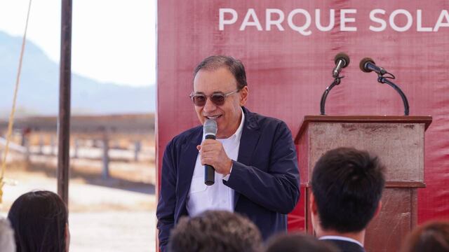 Alfonso Durazo inauguró el Parque Solar Tastiota