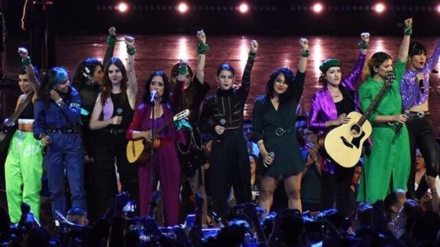 Artistas se pronuncian contra de los feminicidios en los Spotify Awards 2020