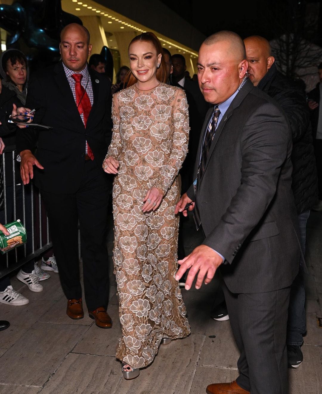 Lindsay en la premier de la película Navidad de Golpe de Netflix