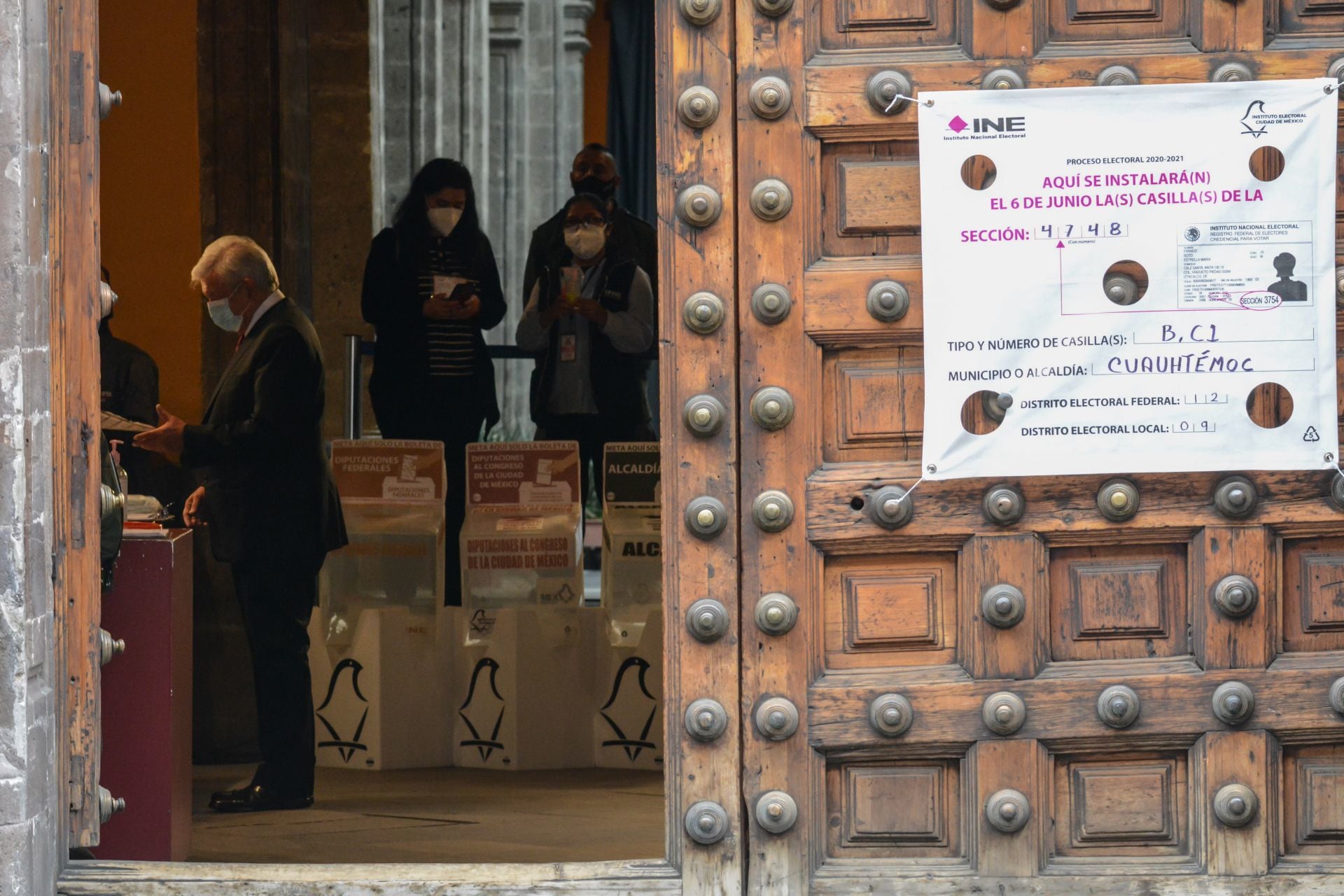 La casilla donde le toca votar a AMLO está a un lado de Palacio Nacional