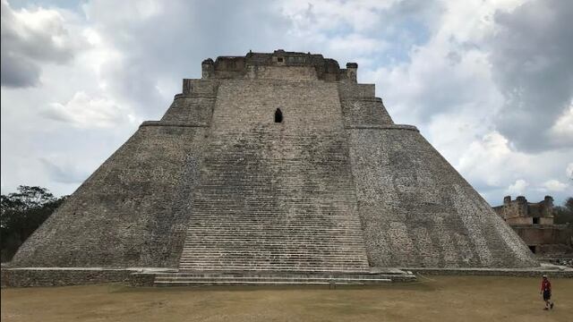 “Pirámide del Hechicero”, del “Adivino”, del “Enano” o del “Gran Chilán”, en Uxmal.