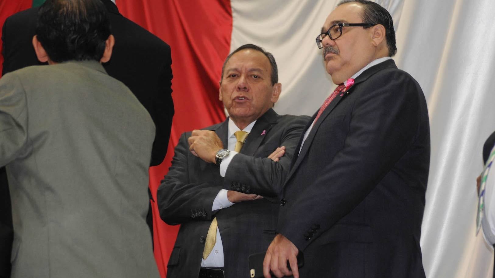 Jorge Carlos Ramírez Marín (der.) con Jesús Zambrano. Regalado millonario.